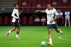 也会让球迷 也会让球迷